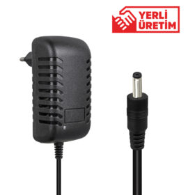 7.8 VOLT - 1 AMPER 4.0*1.7 UÇLU KIRMIZI YEŞİL LEDLİ YERLİ ÜRETİM PRİZ TİPİ ŞARJ ADAPTÖRÜ (K0)