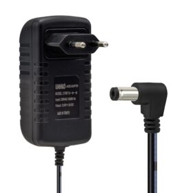 12.6 VOLT- 2 AMPER 5.5X2.5 UÇLU YERLİ ÜRETİM KIRMIZI YEŞİL LEDLİ PRİZ TİPİ ŞARJ ADAPTÖRÜ (K0)