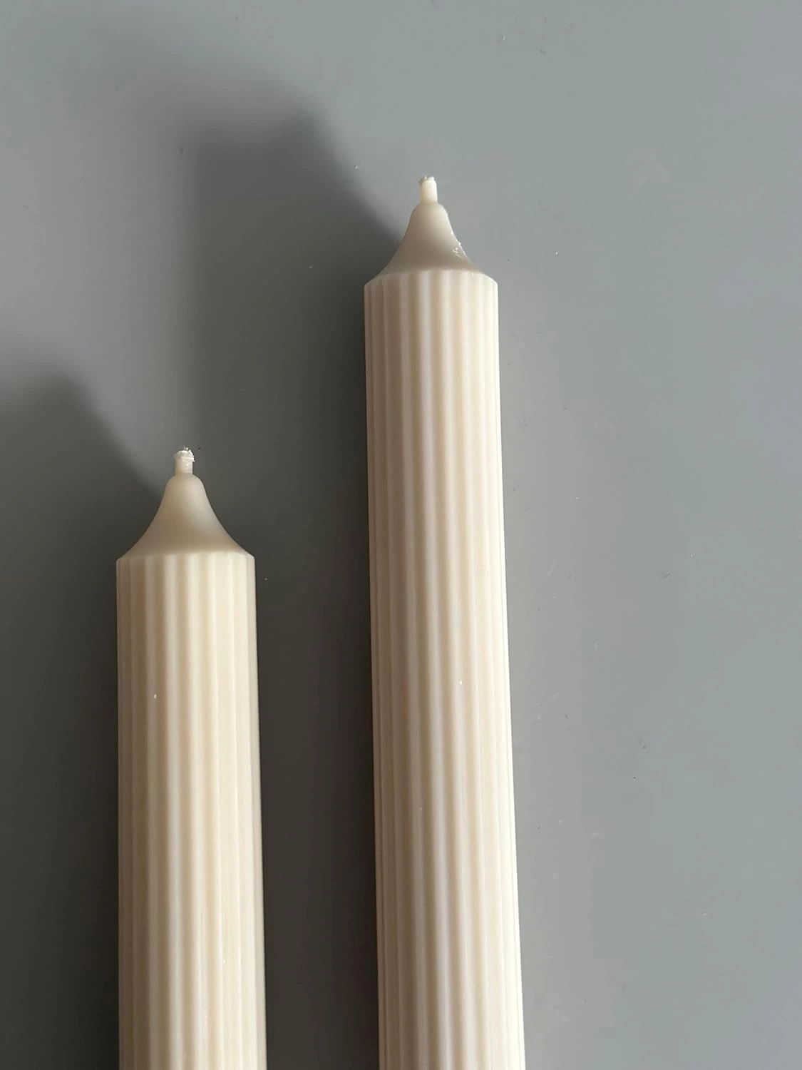 2'Li Modern Çizgili Silindir Mum El Yapımı Zarif ve Şamdan Uyumlu Dekoratif Tasarım - Görsel 2