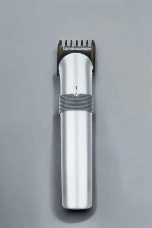 Erkeklere Özel Şarjlı Saç ve Sakal Kesme Tıraş Makinesi Seti - Görsel 5