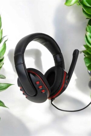 Mikrofonlu Gürültü Engelleyici ve Dayanıklı Kulaklık: Oyun Performansınızı Zirveye Taşıyın