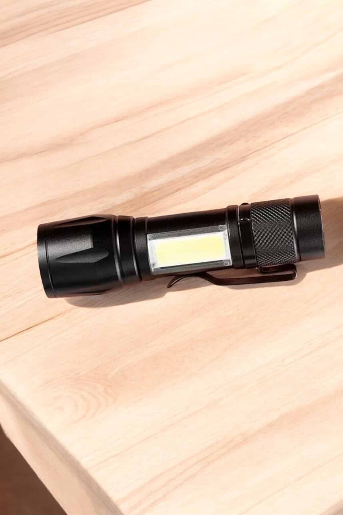 Işıldak El Feneri Kamp Lambası Mini Taşınabilir Acil Durum Lambası Fener Led Işık - Görsel 3