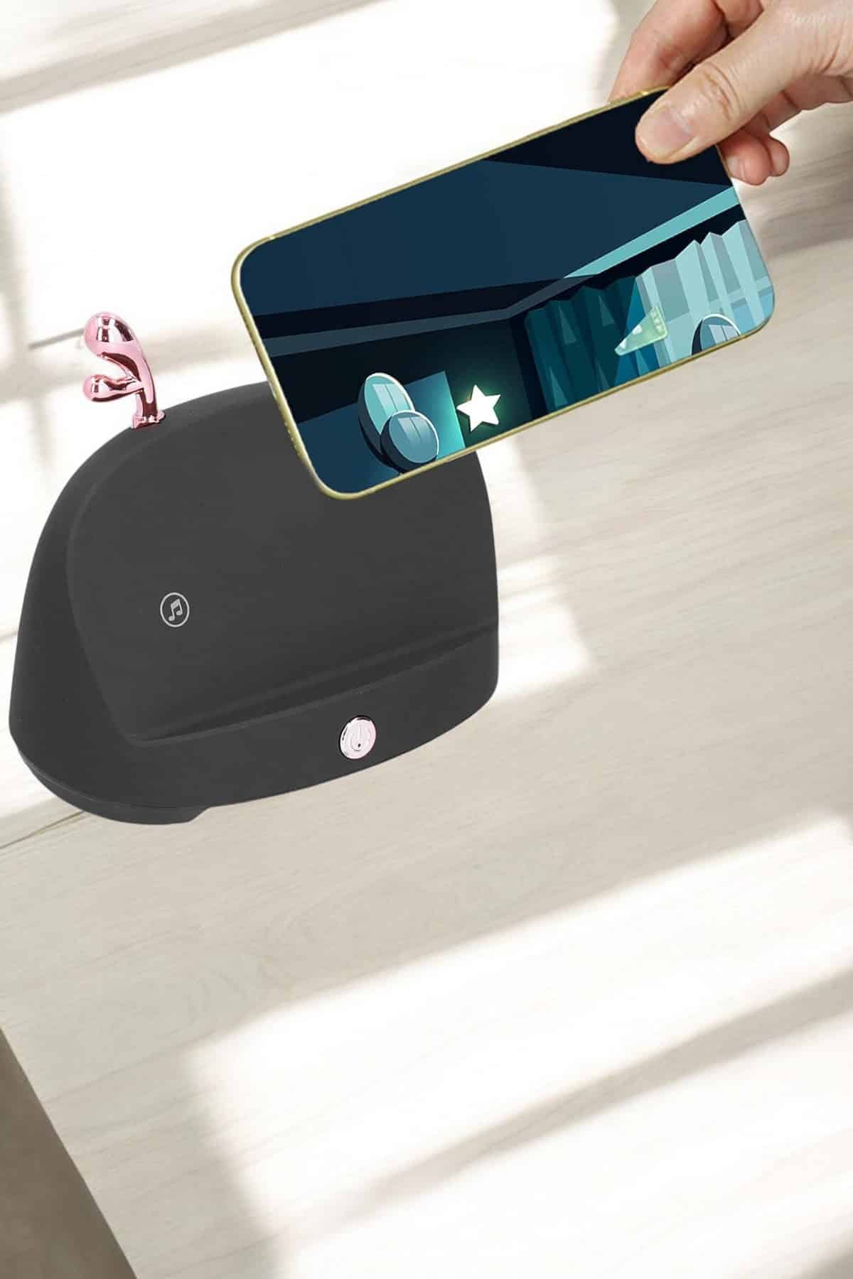 Telefon Tutuculu Akıllı Hoparlör Yüksek Ses Kaliteli Hoparlör - Görsel 3