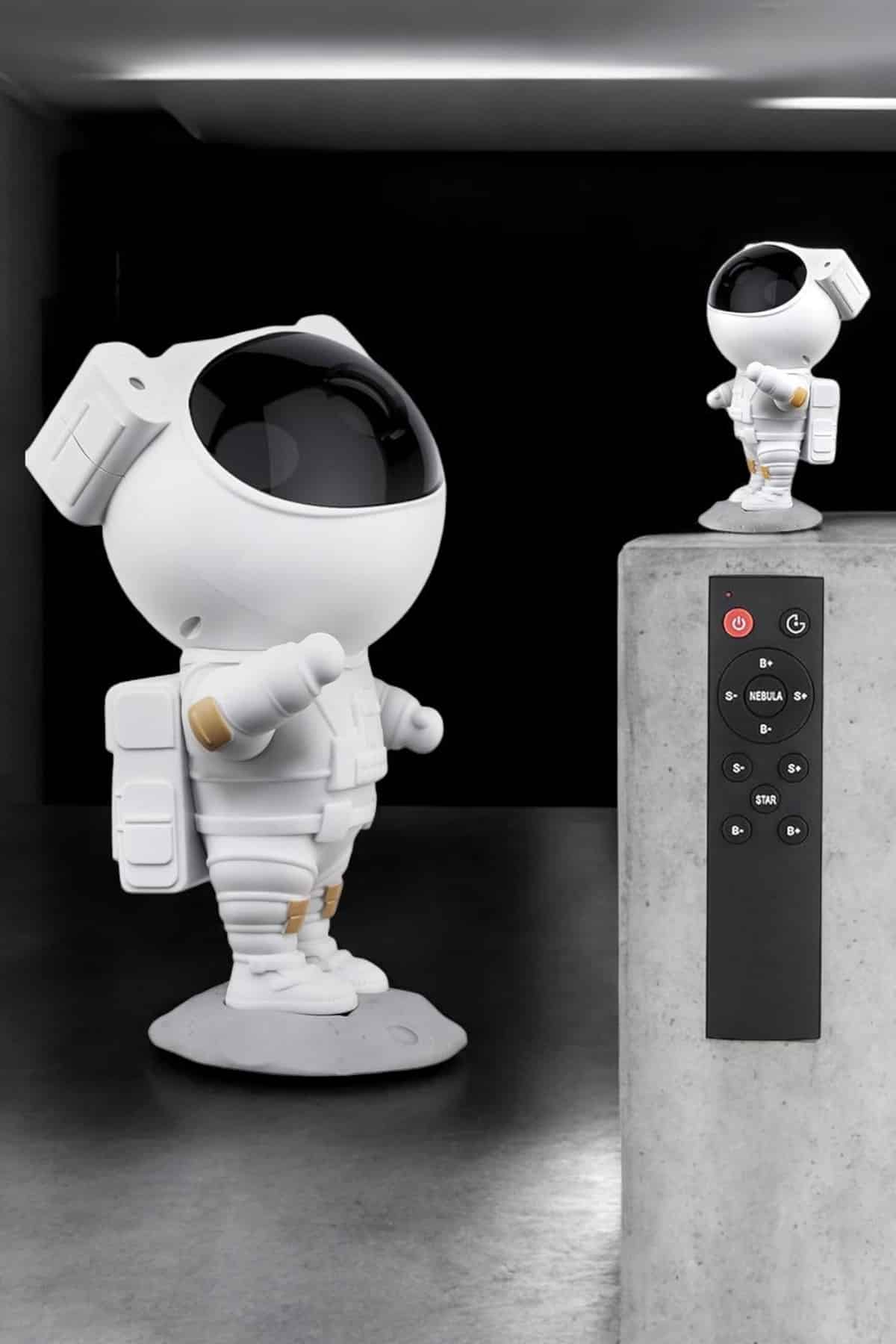 Çocuklara Özel Projeksiyon Astronot Lamba Speaker Sevimli - Görsel 3