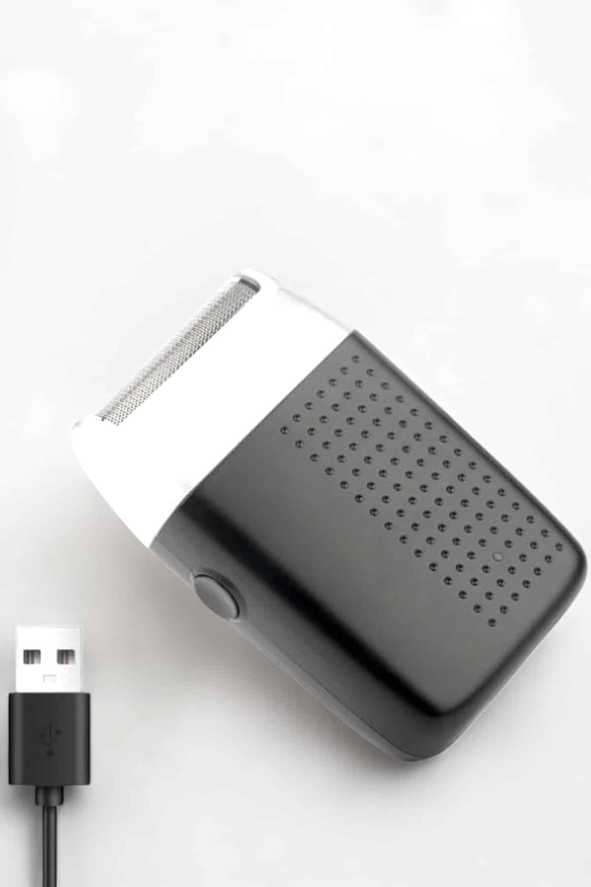 Tıraş Makinesi Islak Ve Kuru Kullanıma Uygun Kablosuz Taşınabilir - Görsel 5