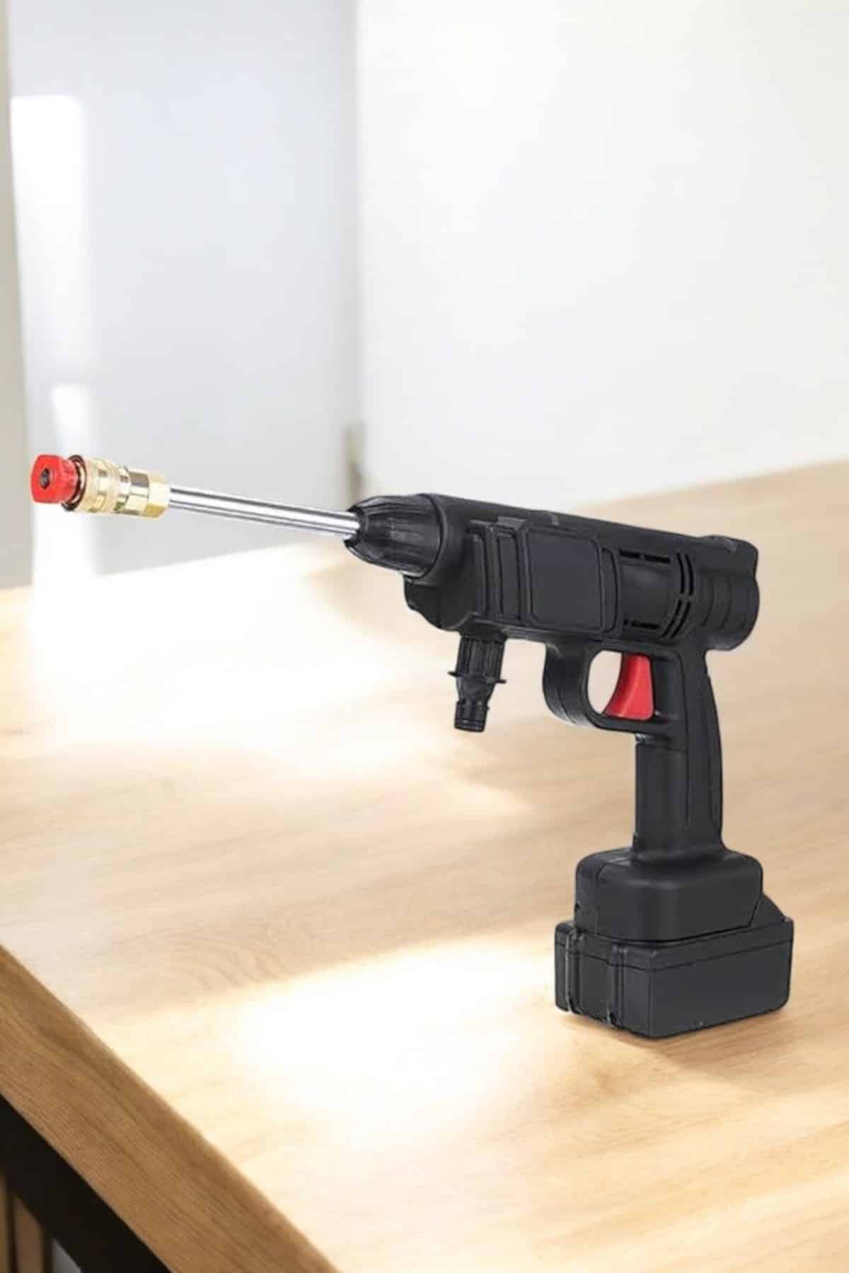 Bahçe ve Araba Yıkama Tabancası Su Basınçlı Hazneli Bataryalı Oto Yıkama - Görsel 2