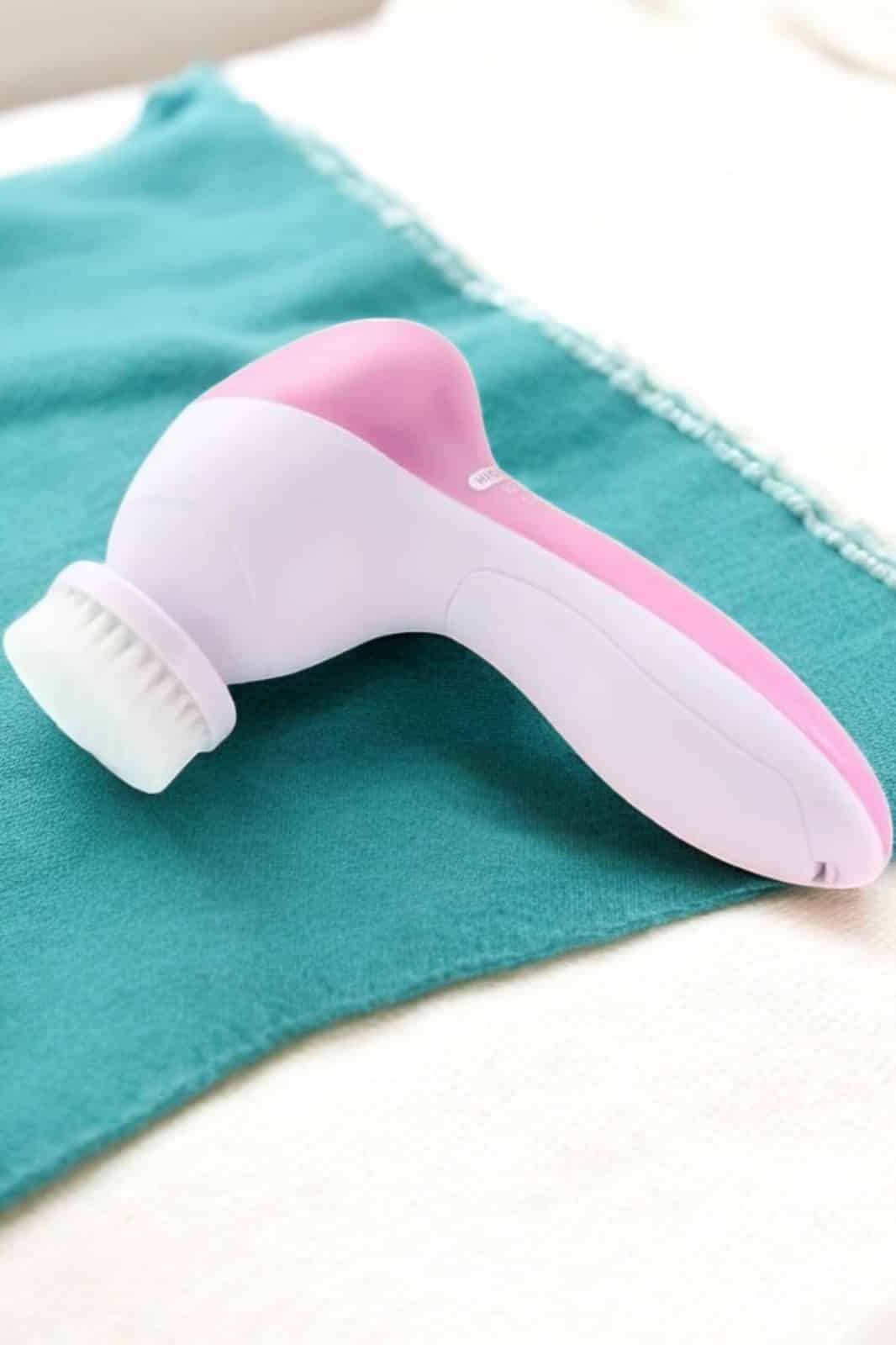 Uzun Pil Ömrü ve Etkili Sonuçlar Sunan 5 Fonksiyonlu Cilt Bakım Cihazı - Görsel 2