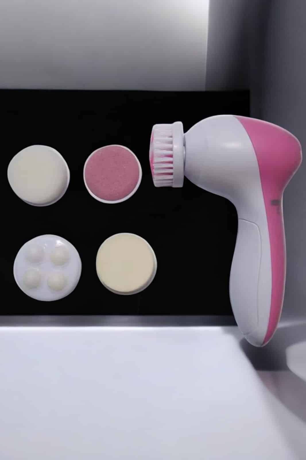 Uzun Pil Ömrü ve Etkili Sonuçlar Sunan 5 Fonksiyonlu Cilt Bakım Cihazı - Görsel 5