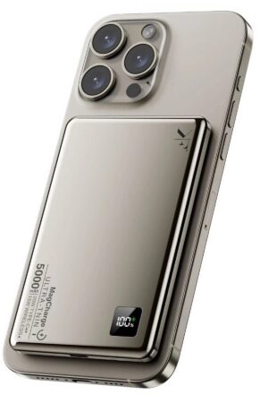 PW555 5.000 mAh Dijital Göstergeli 18W Type-C ve 15W Kablosuz Şarj PD Hızlı Şarj Magsafe Powerbank - Titanyum-(5796)