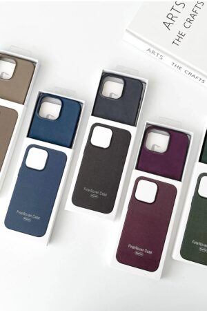 iPhone 15 Pro Max Kılıf Karen Magsafe Kapak - Siyah-(5796)