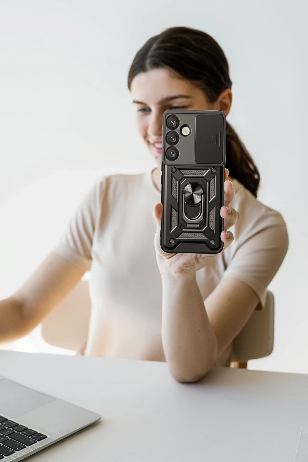 Samsung Galaxy S25 FE Pars Lens Yüzüklü Silikon - Kırmızı-(5796) - Görsel 3