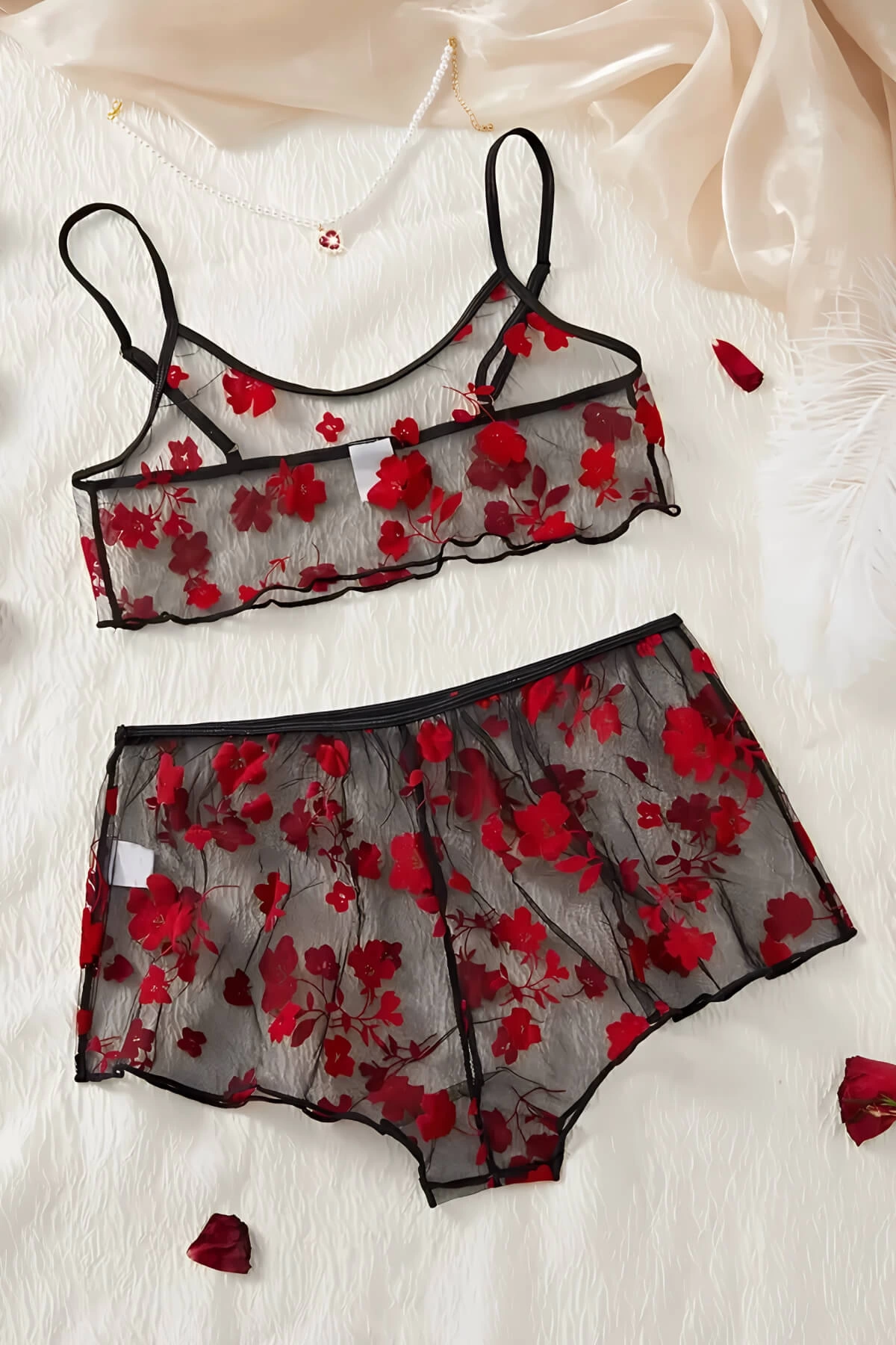 Çiçek Desenli Siyah Transparan Şortlu Gecelik TM1377