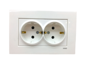 VİKO KARRE 2Lİ TOPRAKLI PRİZ 9096 7056