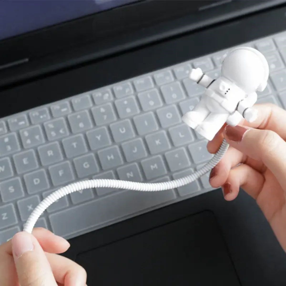 USB Astronot Gece Lambası, Masa Lambası, Kitap Okuma Lambası Işığı - Görsel 3