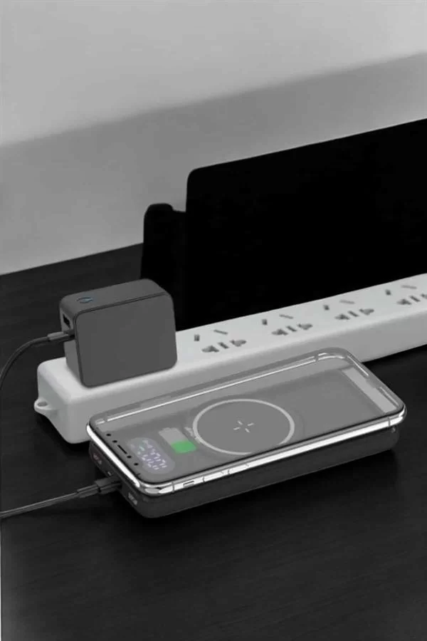 Powerbank Taşınabilir 10.000 Mah Hızlı Şarj Dijital Göstergeli - Görsel 3
