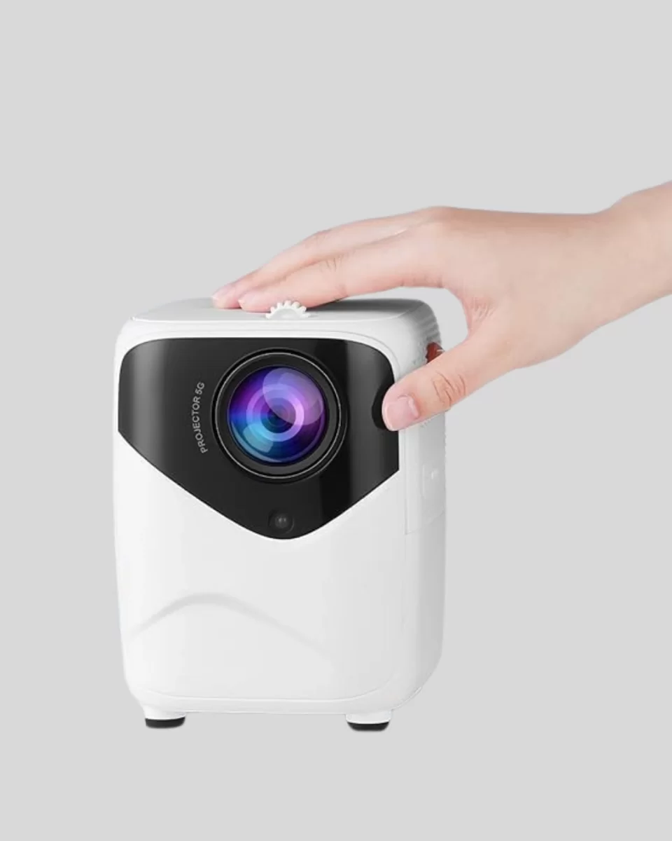 Taşınabilir Akıllı 1080P Projektör – 64GB Hafıza, 2GB RAM, Full HD Görüntü, Kumandalı - Görsel 5