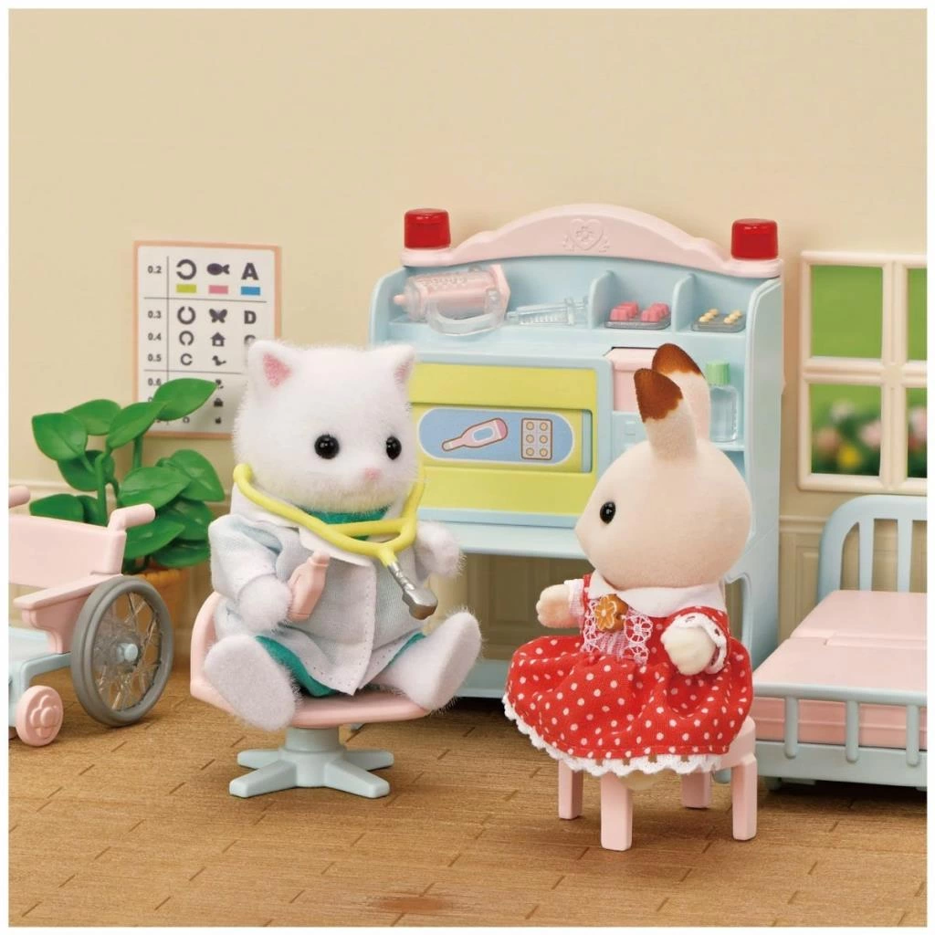 5705 Sylvanian Families Kasaba Doktoru Başlangıç Seti (1 figür dahildir) +3 yaş - Görsel 3