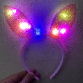Kenarları Dantelli Pembe Pullu Payetli Led Işıklı Tavşan Kulak Taç 23x19 cm (4172)
