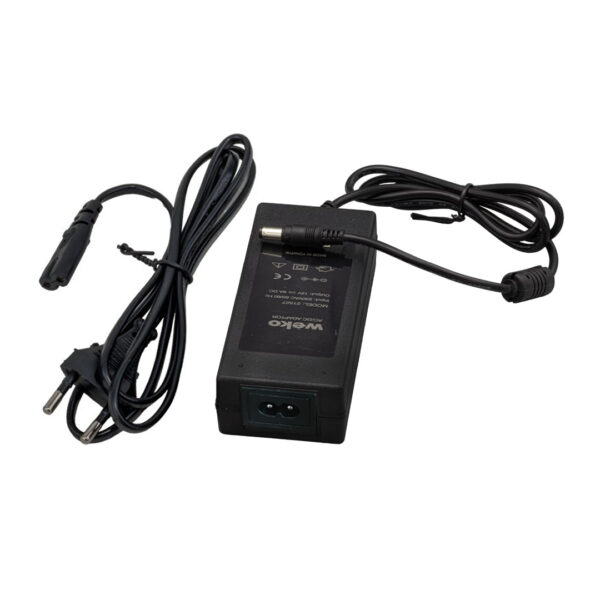 12 VOLT - 5 AMPER 5.5*2.5 UÇLU YERLİ ÜRETİM PLASTİK KASA MASAÜSTÜ ADAPTÖR - Görsel 3
