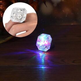 Kristal Tasarımlı Led Glow Işıklı 3 Modlu Gümüş Yüzük 3.5 x 5 cm (4172)