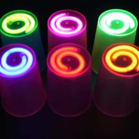 Karanlıkta Yanan Gece Işığı Mega Glow Bardaklar 8 Adet 8.5 x 10.5 cm (4172)