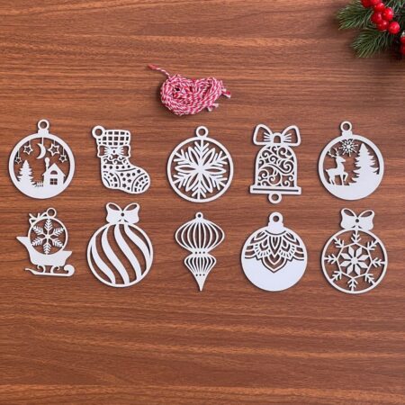 10 Parça Kırmızı Beyaz İpli Karışık Model Ahşap Yılbaşı Ağaç Süsü (4172)