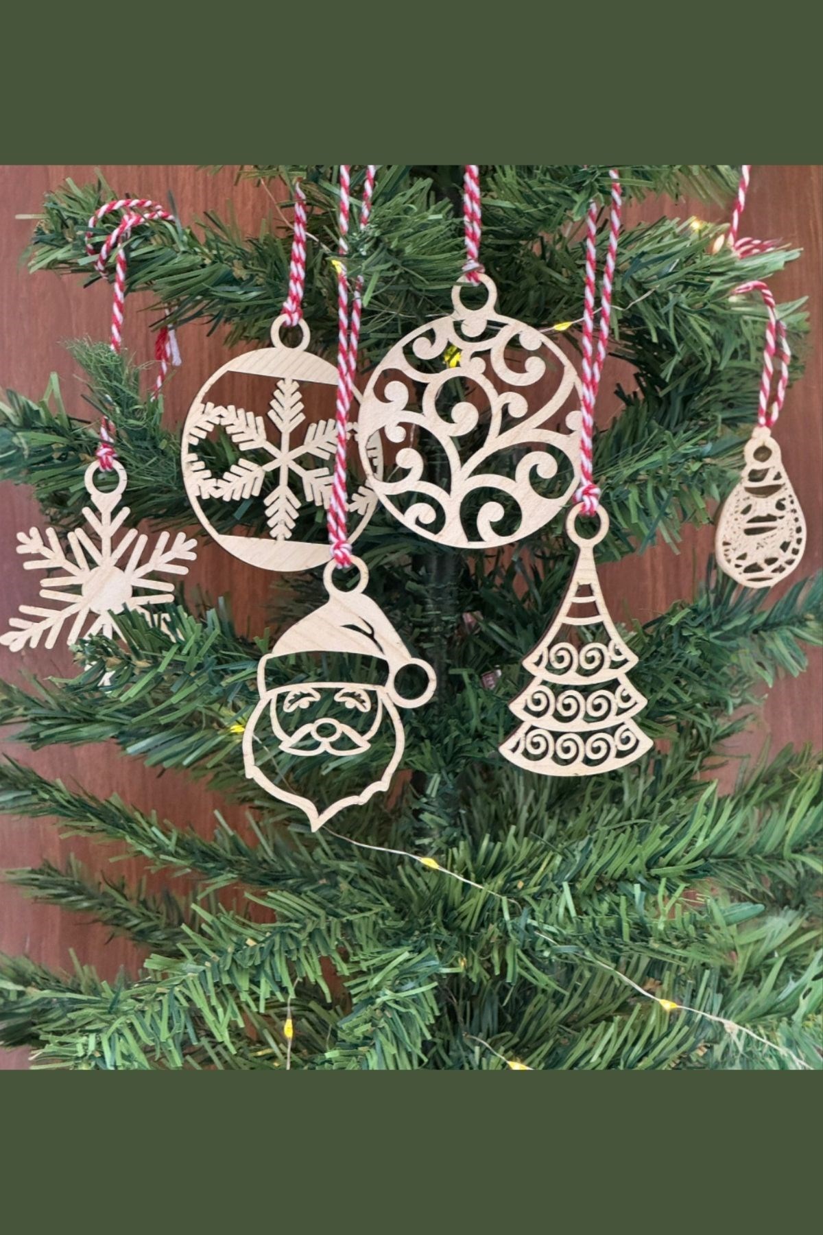 6 Parça Kırmızı Beyaz İpli Noel Babalı ve Kar Tanesi Model Ahşap Yılbaşı Ağaç Süsü (4172) - Görsel 2