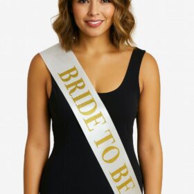 Beyaz Saten Üzerine Kalın Altın Yazılı Bride To Be Kuşağı 10 cm Genişlik (4172)