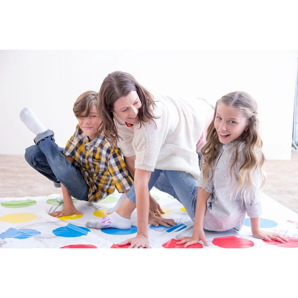 Renkli Zeminli Twister Oyunu Ailece Eğlenceli Aktivite ve Fiziksel Gelişim Desteği - Görsel 4