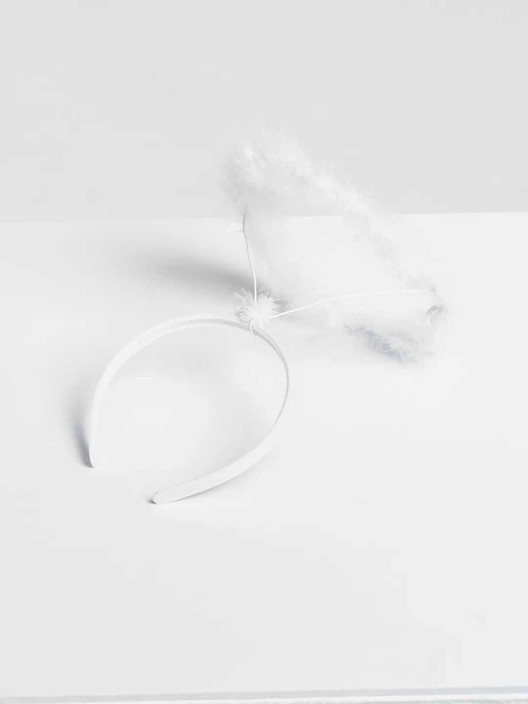 Beyaz Otrişli Tüylü Esnek Yapı Melek Haresi Melek Tacı - Görsel 4