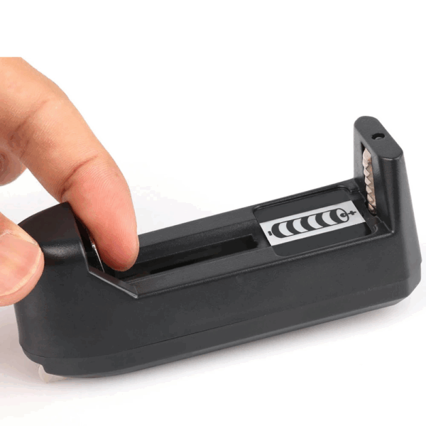 Bigem Bm-361 Şarj Cihazı - 14500-18650 - Görsel 2