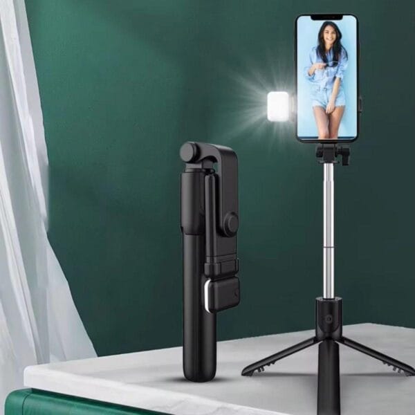 Kendiliğinden LED Işıklı Kumandalı Uzayabilen Selfie Çubuğu,Masa Üstü Tripod (K0)
