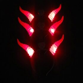 Kırmızı Renk Led Işıklı Kıvrımlı Boynuz Taç 27x18 cm (K0)
