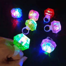 Kristal Tasarımlı Led Glow Işıklı 3 Modlu Mor Yüzük 3.5 X 5 Cm