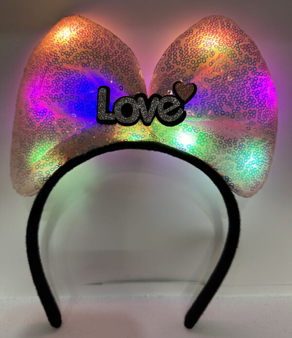 Led Işıklı 3 Farklı Fonksiyonda Yanan Gümüş Love Yazılı Toz Pembe Fiyonk Taç 20X17 cm (K0)