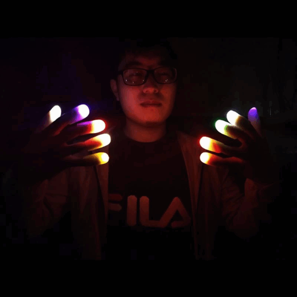 Led Işıklı Renkli Sihirli Parmak Işıklı Parmak Şaka Parmak 1 Adet - Görsel 5