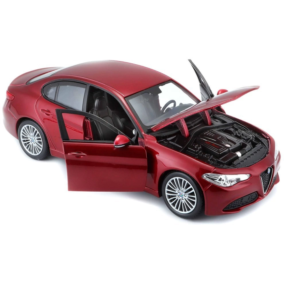 Çocuk Bburago 1:24 Alfa Romeo GIULIA Model Araba - Görsel 3
