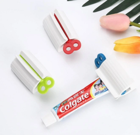 Eğitici Oyuncak Çevirmeli Diş Macun Sıkacağı 1 Adet