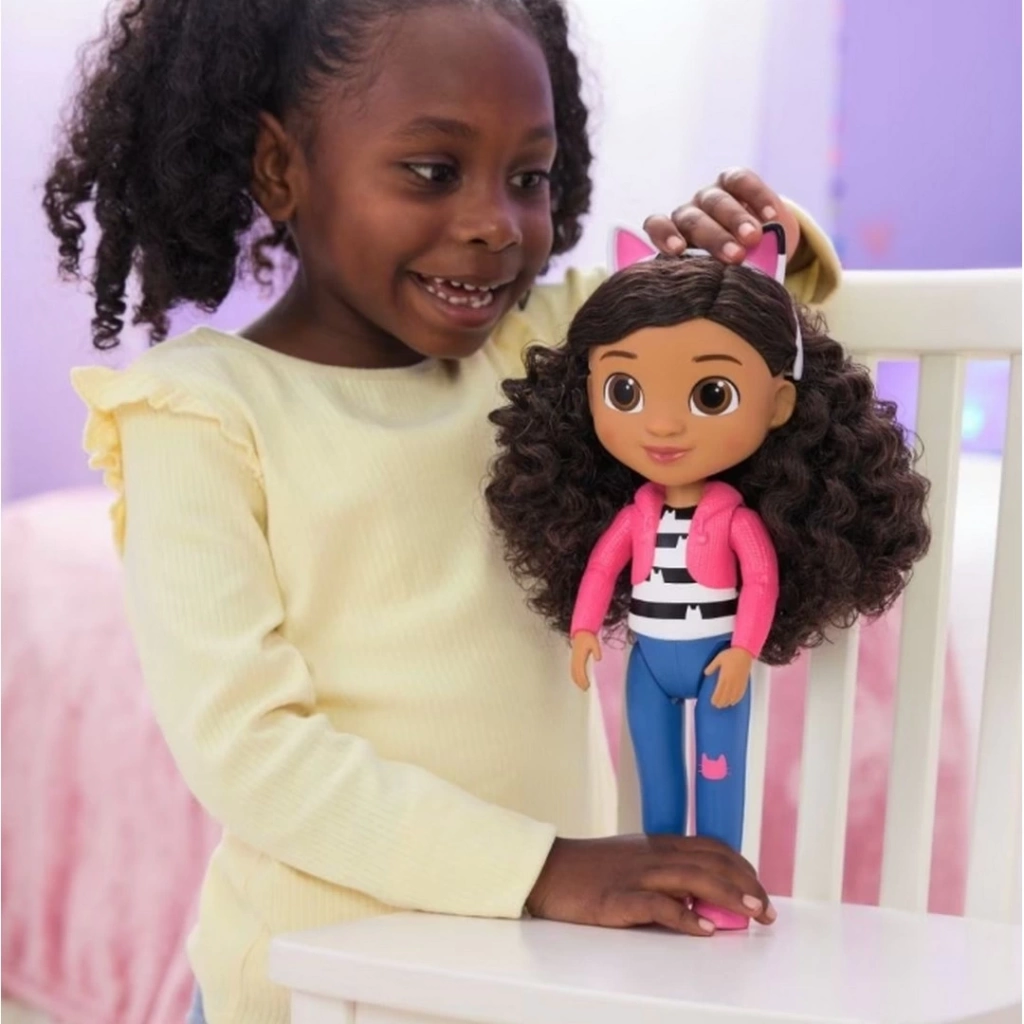 Gabby's Dollhouse Gabby Girl 33 cm Figür - Görsel 2