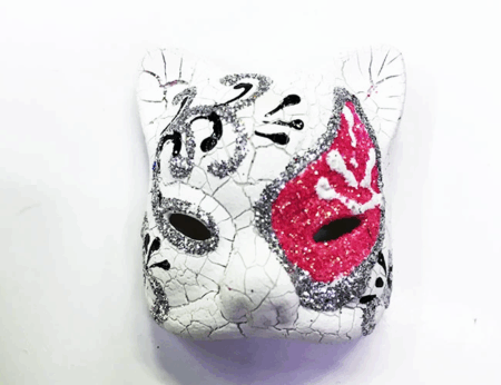 Çocuk Pembe Renk İşlemeli Seramik Malzemeden İmal Venedik Kedi Model Magnet