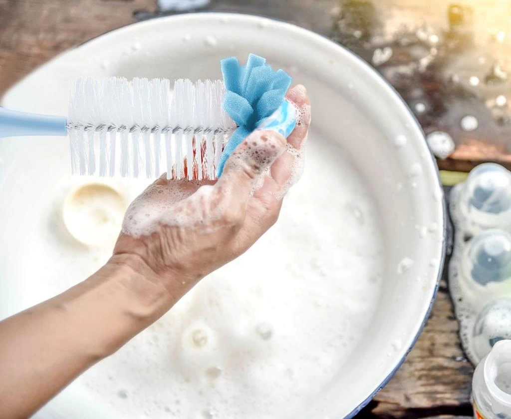 Süngerli Biberon Fırçası ile Derin Temizlik ve Bebeğiniz İçin Hijyenik Beslenme - Görsel 4