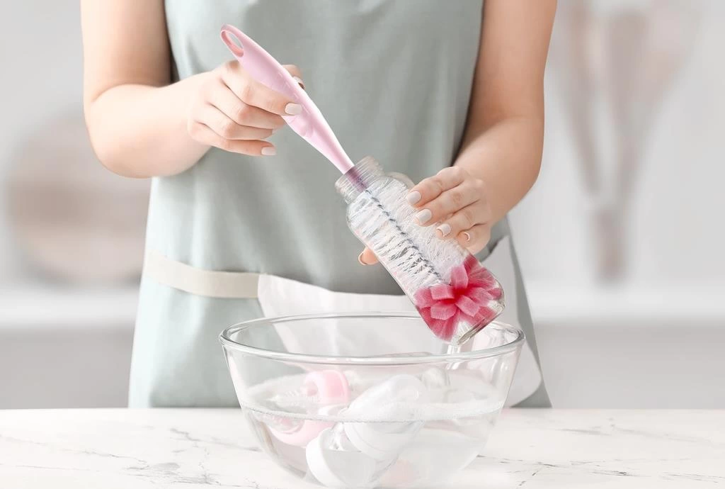 Çocuk Süngerli Biberon Fırçası 776 Pembe - Görsel 2