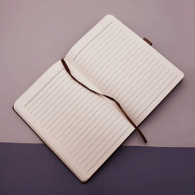 Siyah Çizgili Defter
